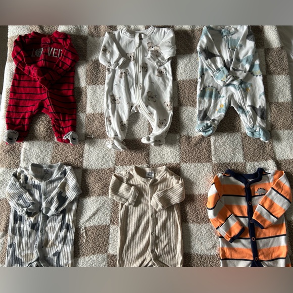 NB PJs - Picture 2 of 8